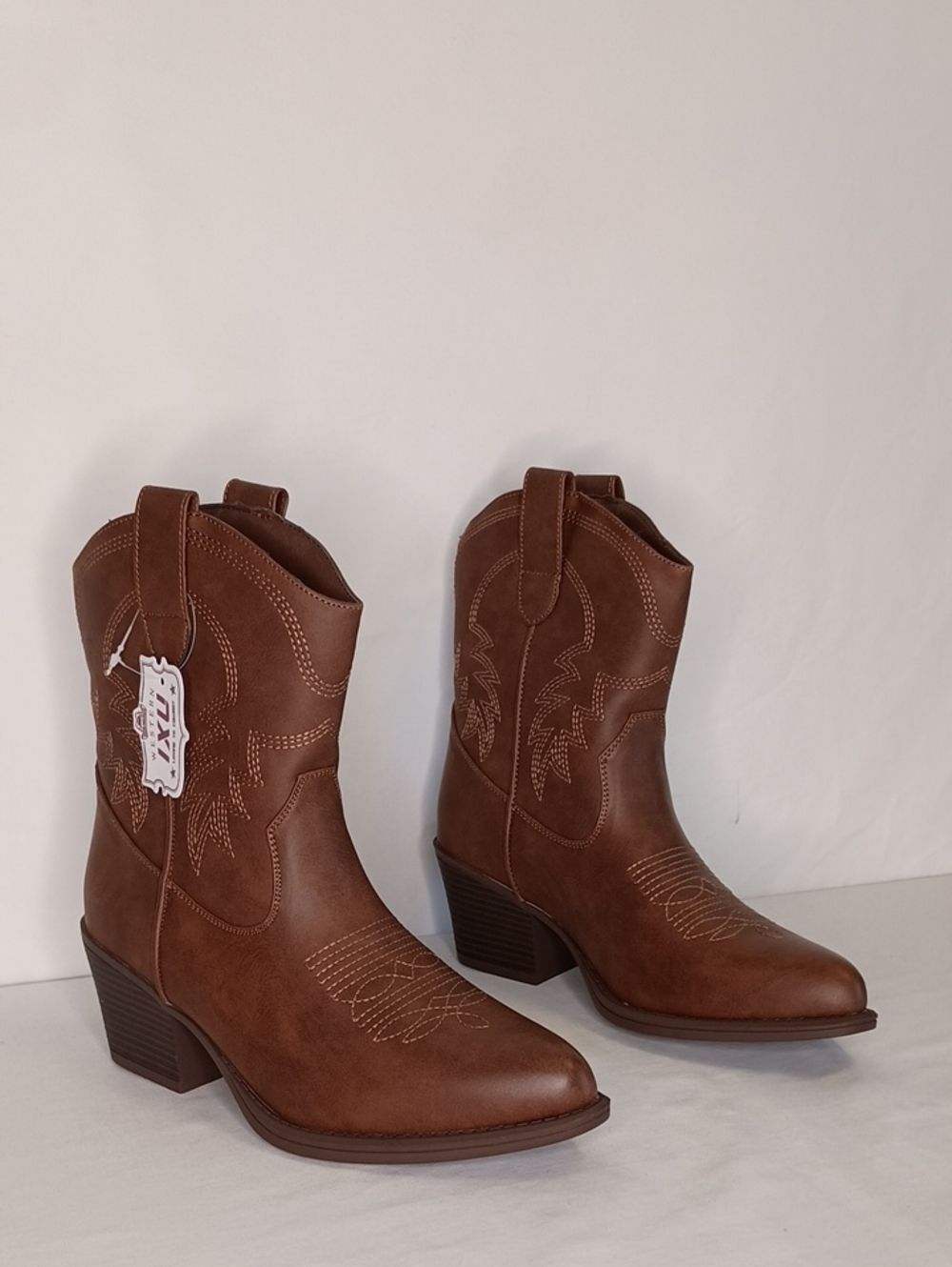 Women's Size 6.5 Ankle Boots Western Brown Cowgirl